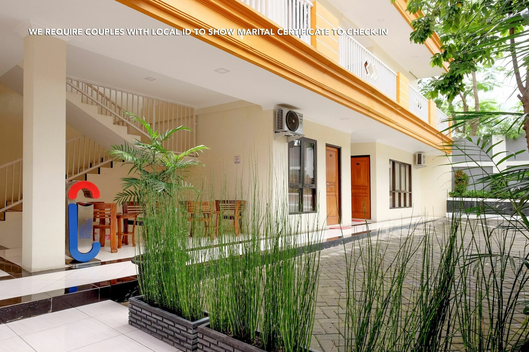 Zen Rooms Near Stasiun Kota Baru Malang Kültér fotó